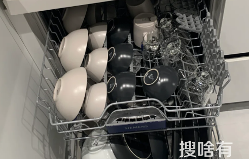 洗碗机洗一次碗大概花多少钱3